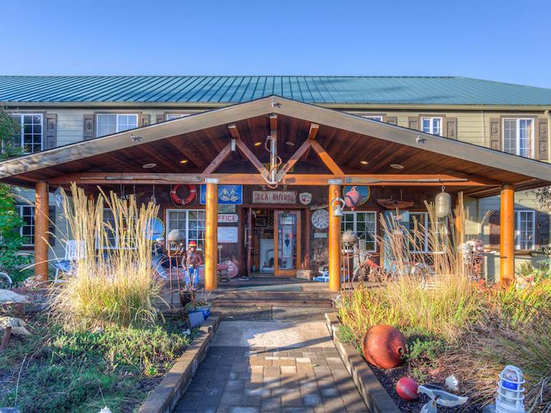 Boutique Hotel Renovation in Lincoln City