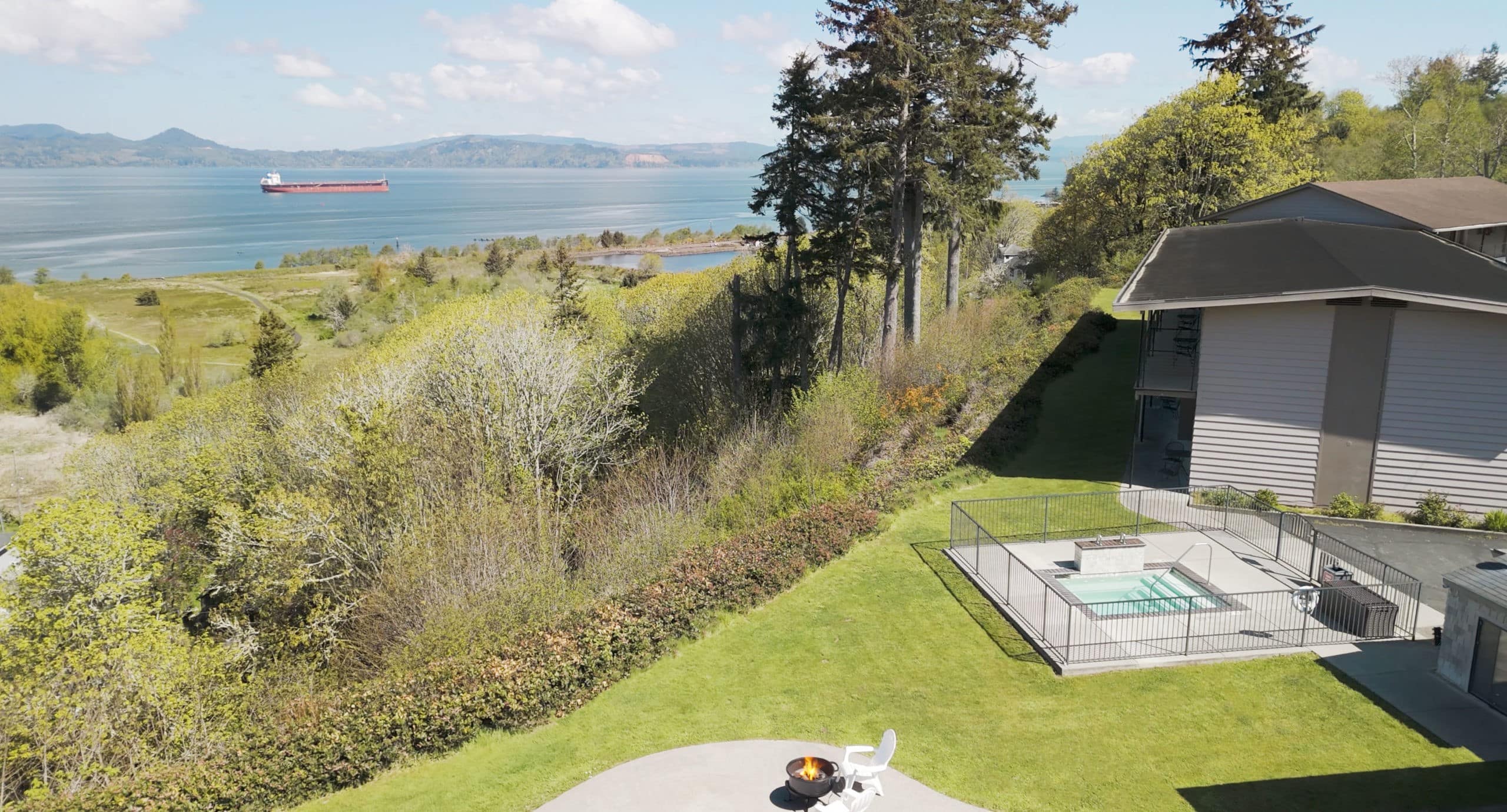 Commercial Bridge Loan on Boutique Hotel in Astoria, Oregon Commercial Bridge Loan on Boutique Hotel in Astoria, Oregon
