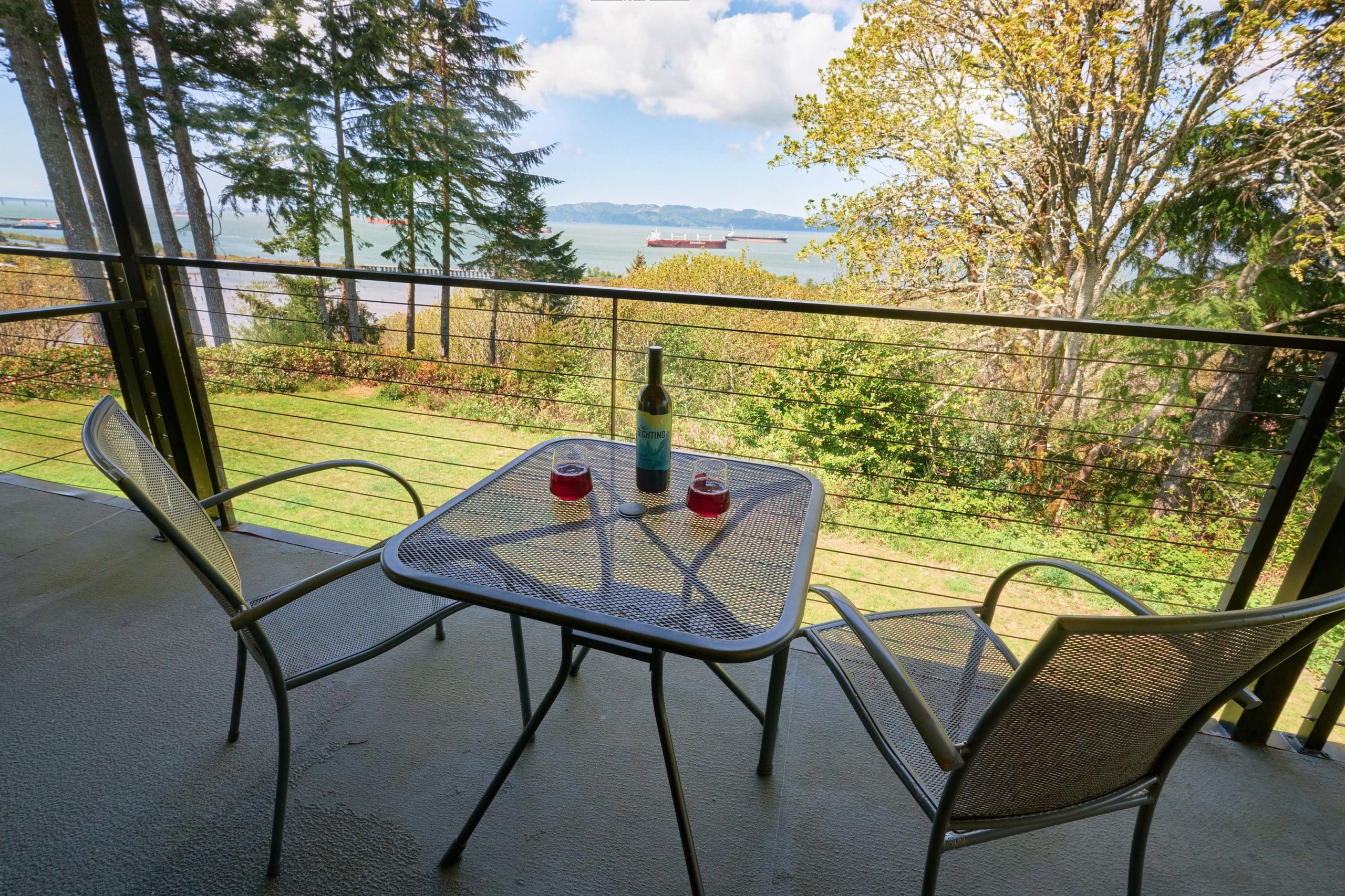 Commercial Bridge Loan on Boutique Hotel in Astoria, Oregon Commercial Bridge Loan on Boutique Hotel in Astoria, Oregon