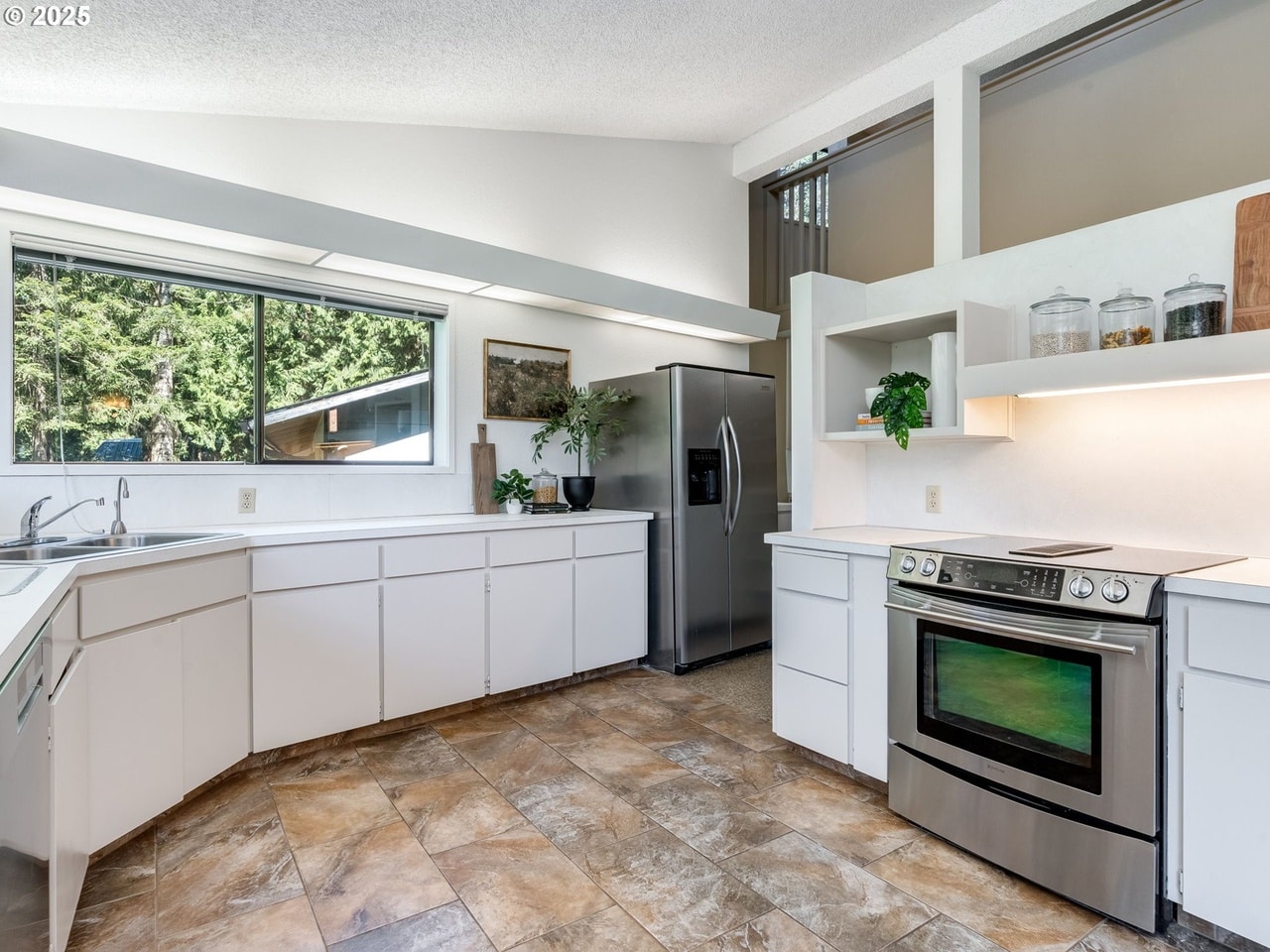 Private Money Rehab Loan on Vacation Rental in Welches, Oregon KITCHEN Private Money Rehab Loan on Vacation Rental in Welches, Oregon KITCHEN